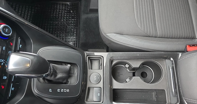 Ford Kuga cena 77900 przebieg: 122910, rok produkcji 2017 z Oleśnica małe 529